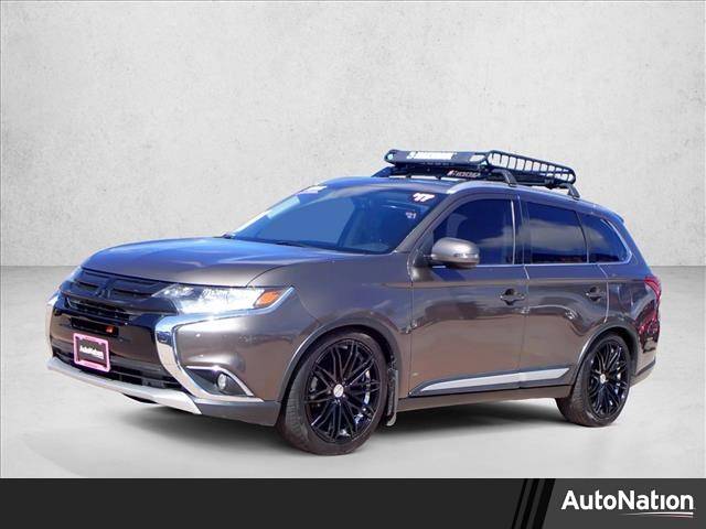 2017 Mitsubishi Outlander SE — SUV — 69,904 mi — Englewood, CO