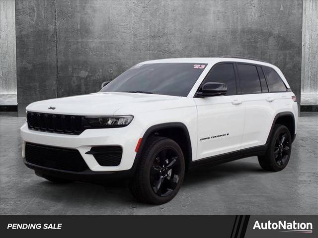 2023 Jeep Grand Cherokee Altitude — SUV — 19,035 mi — Englewood, CO