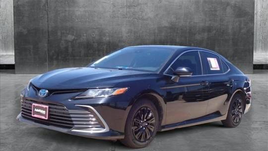 2022 Toyota Camry Hybrid LE