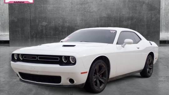 2017 Dodge Challenger SXT — Coupe — 74,280 mi — Englewood, CO