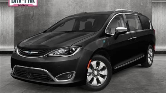 2017 Chrysler Pacifica Hybrid Platinum — Minivan — 141,709 mi — Englewood, CO