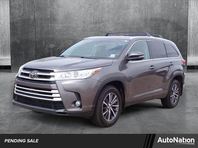 2019 Toyota Highlander XLE — SUV — 82,059 mi — Englewood, CO