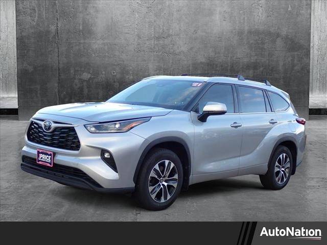 2021 Toyota Highlander XLE — SUV — 71,913 mi — Englewood, CO