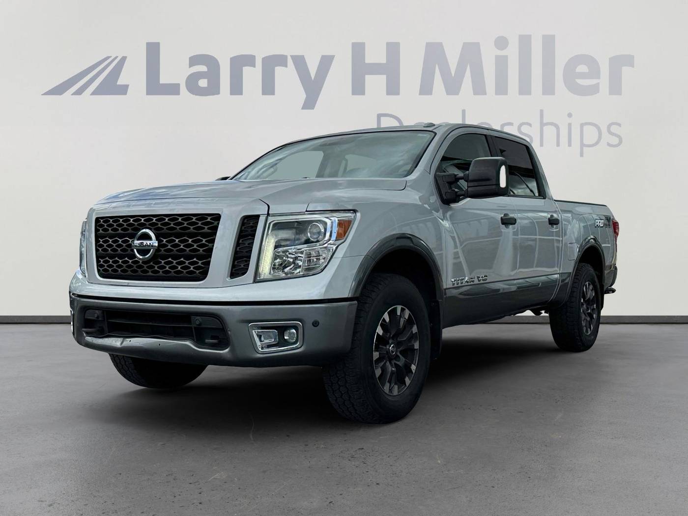 2018 Nissan Titan PRO-4X — Pickup Truck — 106,656 mi — Riverdale, UT