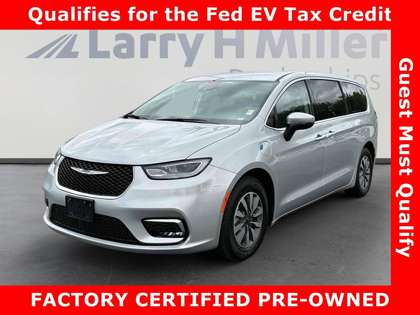 2023 Chrysler Pacifica Hybrid Touring L — Minivan — 57,136 mi — Riverdale, UT