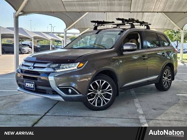 2017 Mitsubishi Outlander SE — SUV — 182,347 mi — Fort Worth, TX