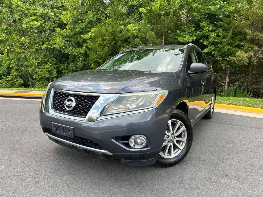 2013 Nissan Pathfinder SL — SUV — 111,036 mi — Chantilly, VA