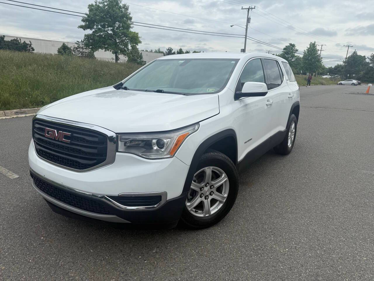 2017 GMC Acadia SLE — SUV — 111,436 mi — Chantilly, VA