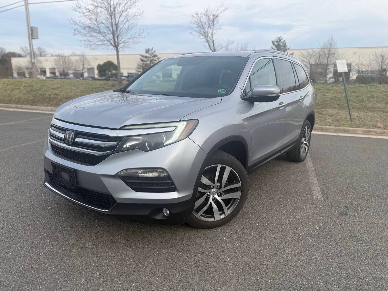 2016 Honda Pilot Touring — SUV — 78,646 mi — Chantilly, VA