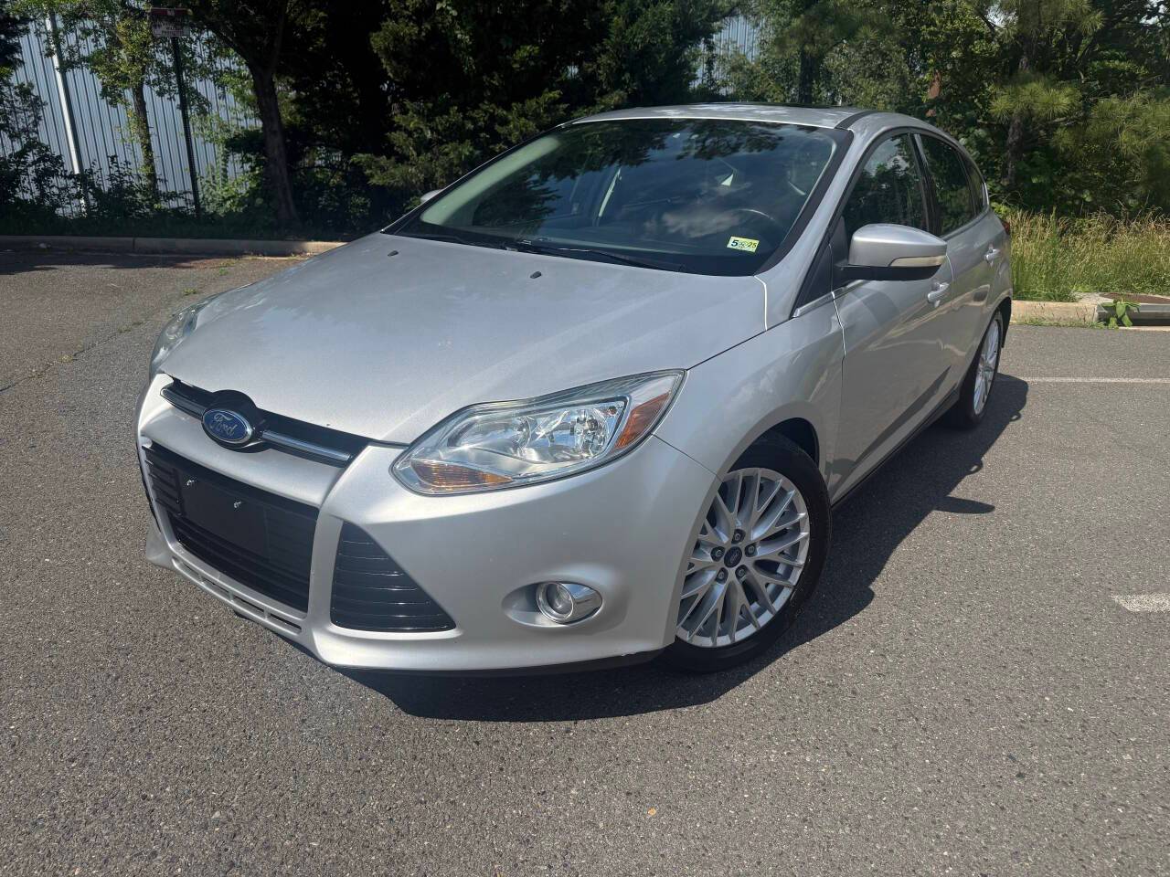 2012 Ford Focus SEL — Hatchback — 104,772 mi — Chantilly, VA