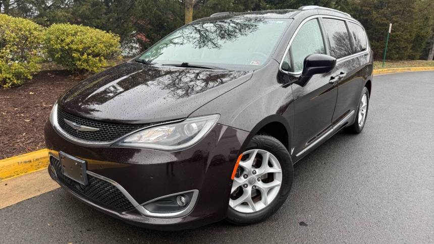 2017 Chrysler Pacifica Touring L Plus — Minivan — 101,338 mi — Chantilly, VA