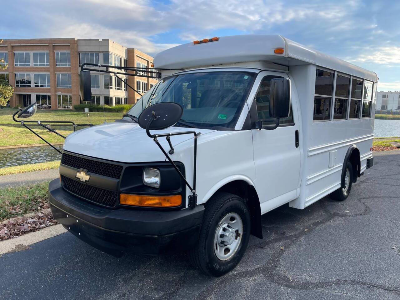 2008 Chevrolet Express Commercial Cutaway C6Y — Chassis Cab Truck — 37,210 mi — Chantilly, VA