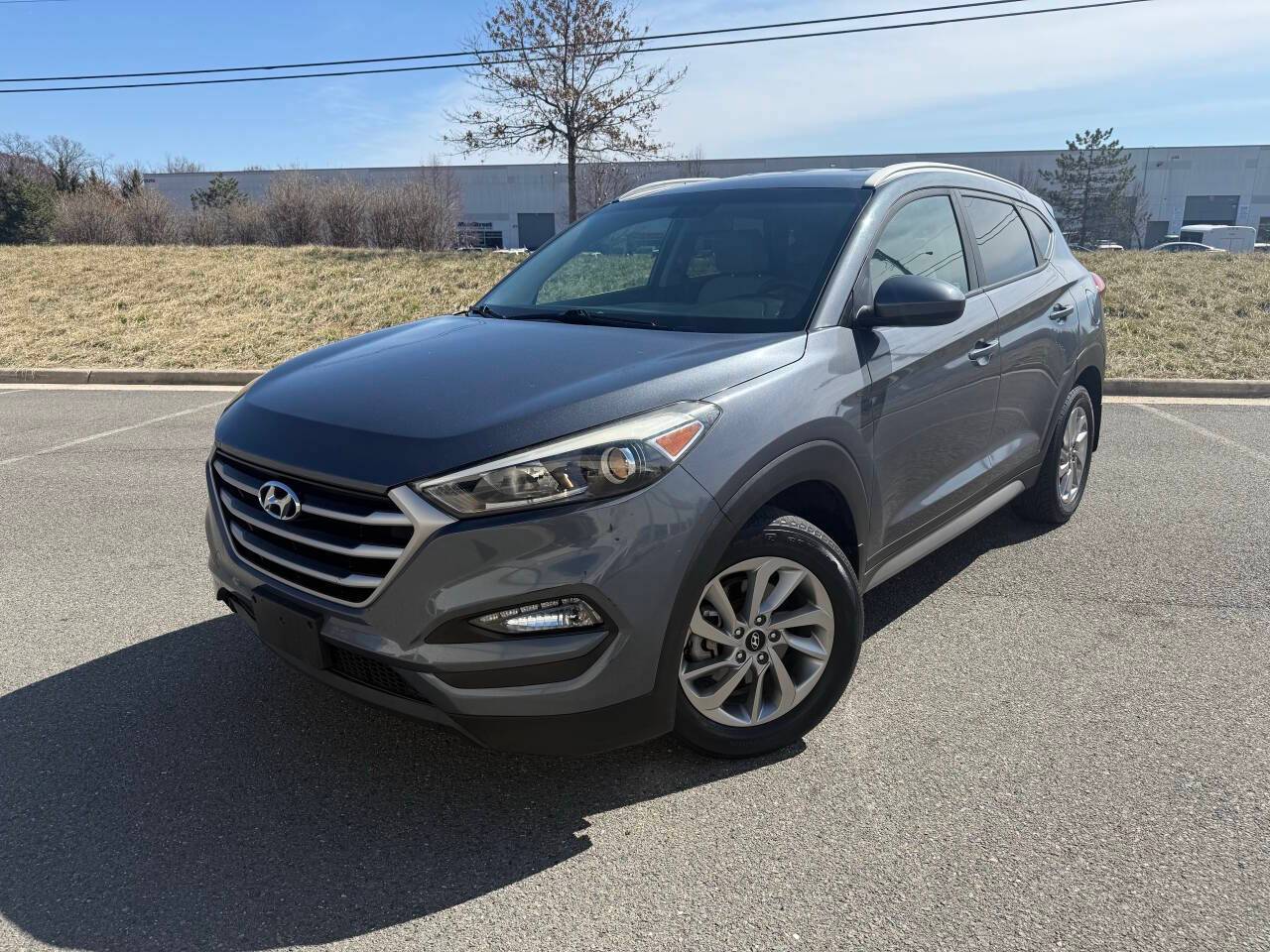 2017 Hyundai Tucson SE — SUV — 84,200 mi — Chantilly, VA