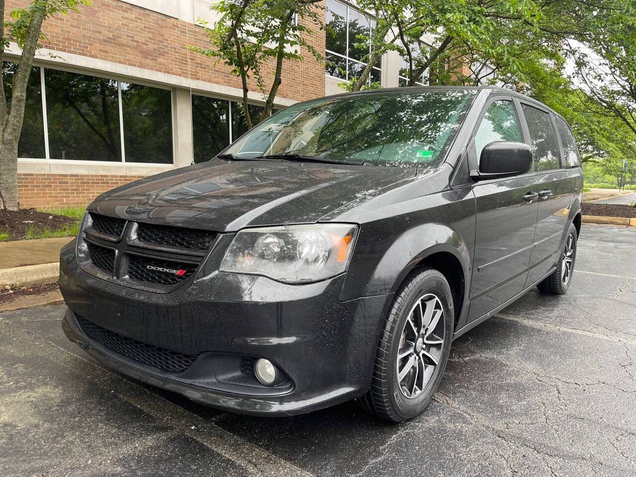 2016 Dodge Grand Caravan R/T — Minivan — 125,750 mi — Chantilly, VA