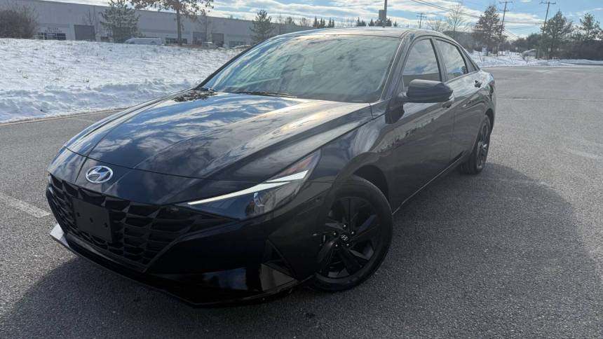 2023 Hyundai Elantra SEL — Sedan — 30,100 mi — Chantilly, VA