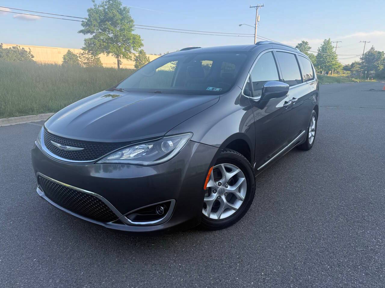 2020 Chrysler Pacifica Limited — Minivan — 138,945 mi — Chantilly, VA