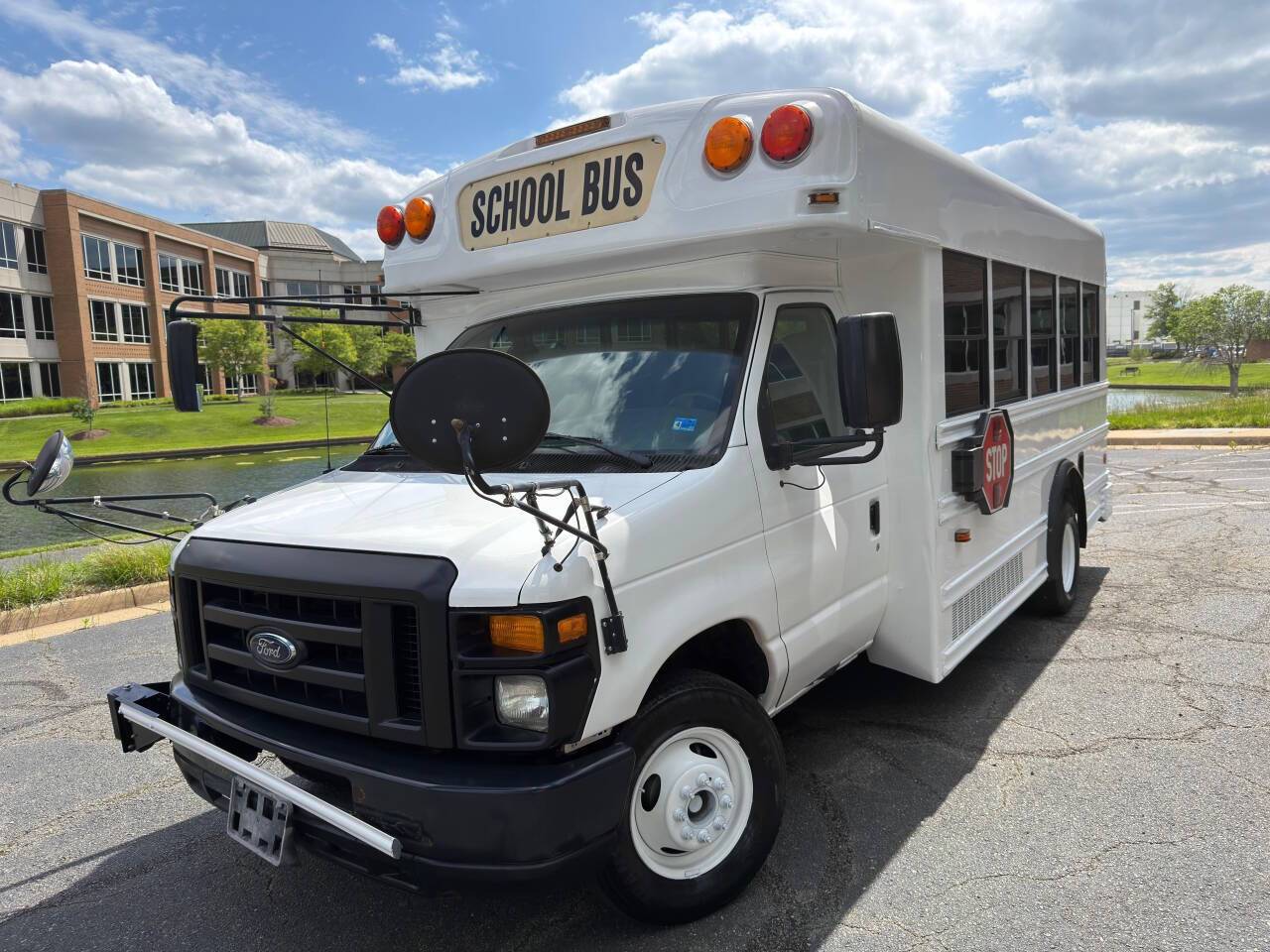 2008 Ford Econoline Commercial Cutaway E-450
