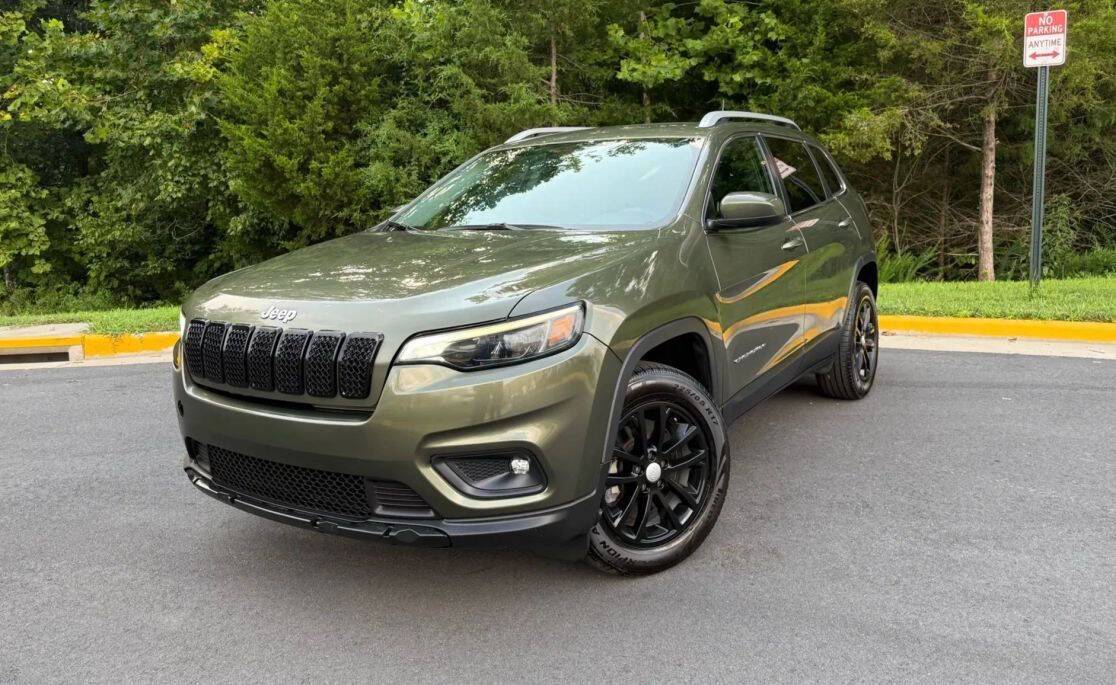2019 Jeep Cherokee Latitude — SUV — 110,771 mi — Chantilly, VA
