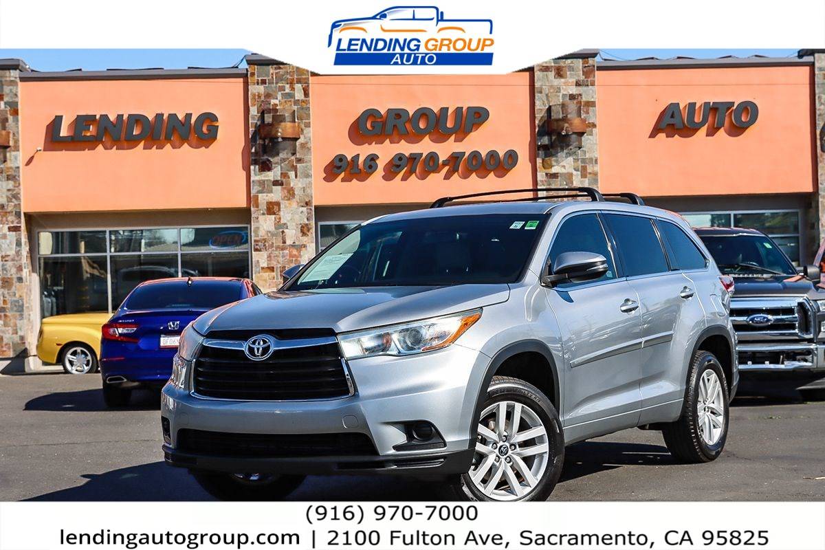 2016 Toyota Highlander LE V6 — SUV — 107,783 mi — Sacramento, CA