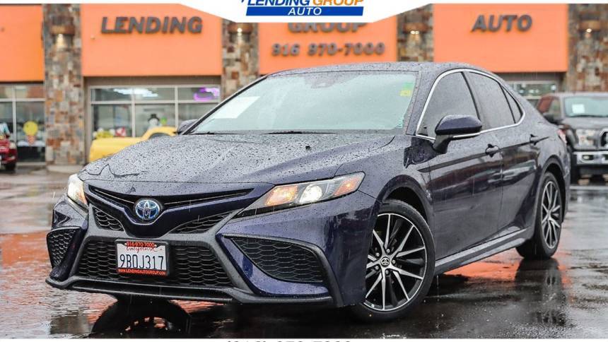2022 Toyota Camry Hybrid SE — Sedan — 72,432 mi — Sacramento, CA