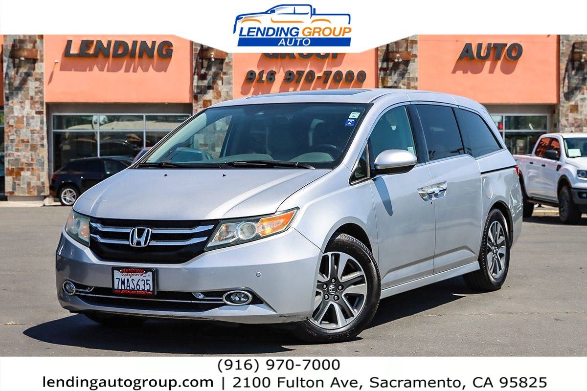 2015 Honda Odyssey Touring — Minivan — 121,665 mi — Sacramento, CA