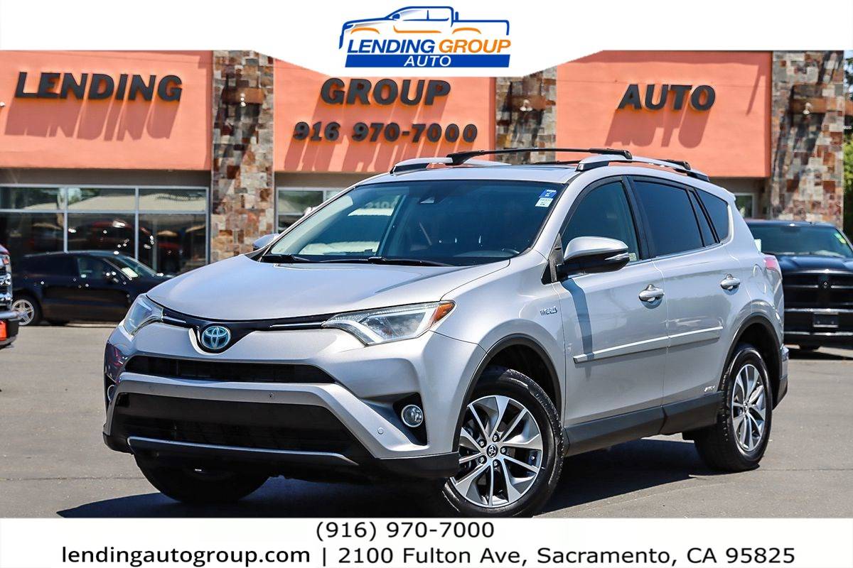 2017 Toyota RAV4 Hybrid XLE — SUV — 123,835 mi — Sacramento, CA