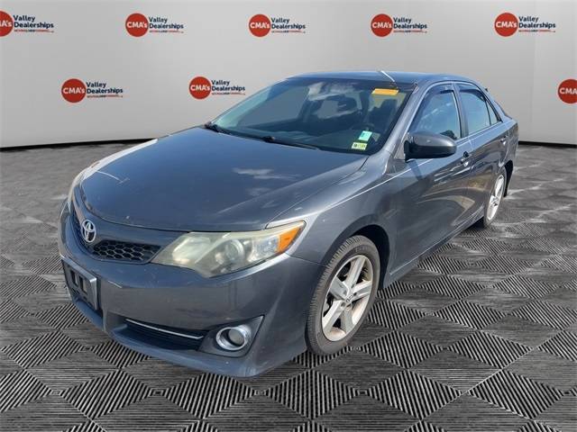 2014 Toyota Camry SE — Sedan — 122,605 mi — Staunton, VA