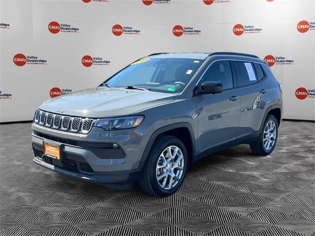 2023 Jeep Compass Latitude Lux — SUV — 15,771 mi — Staunton, VA