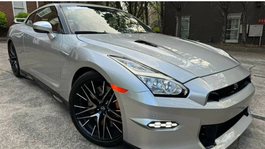 2024 Nissan GT-R Premium
