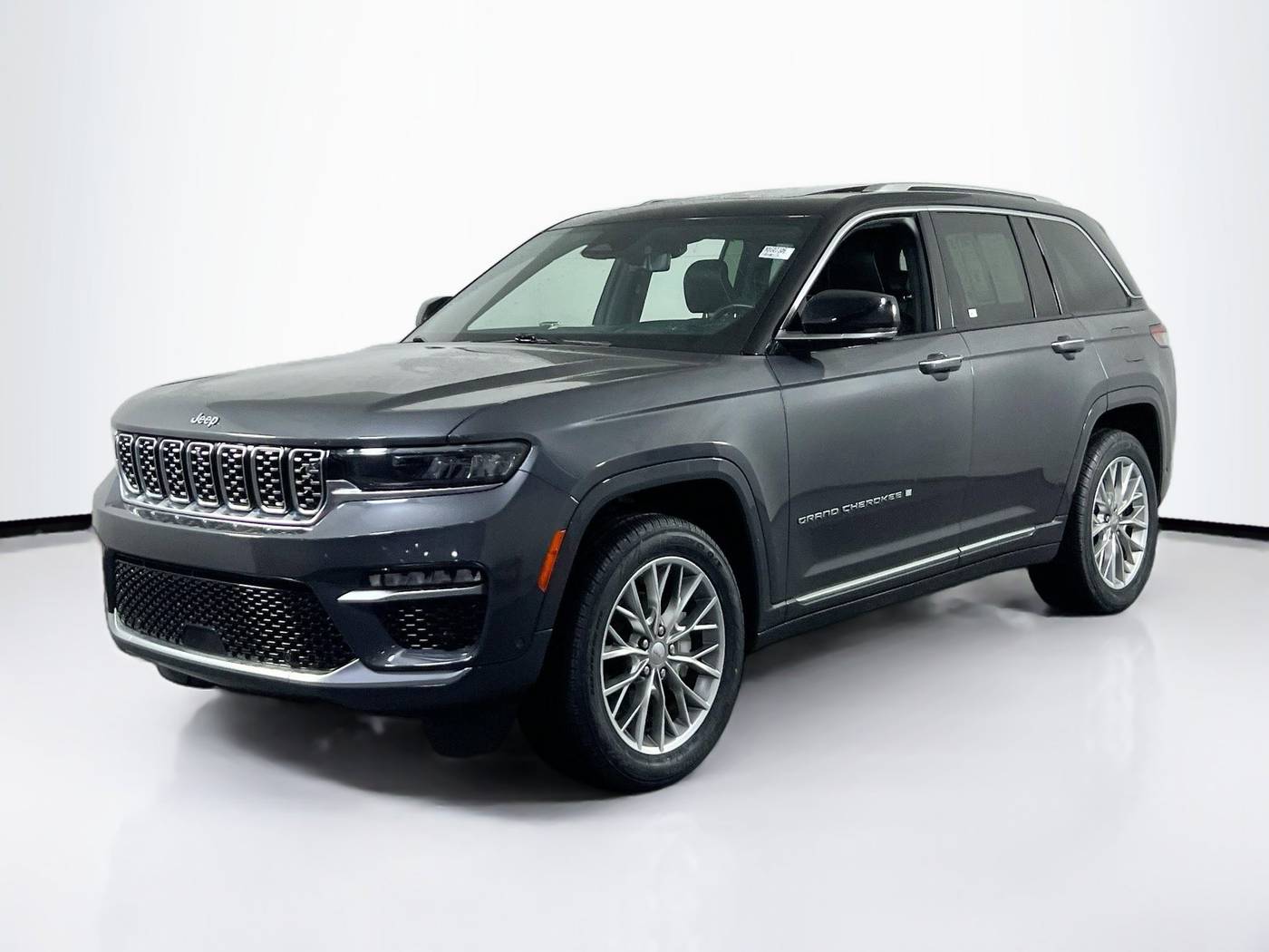 2022 Jeep Grand Cherokee Summit — SUV — 28,087 mi — Lawrenceville, NJ