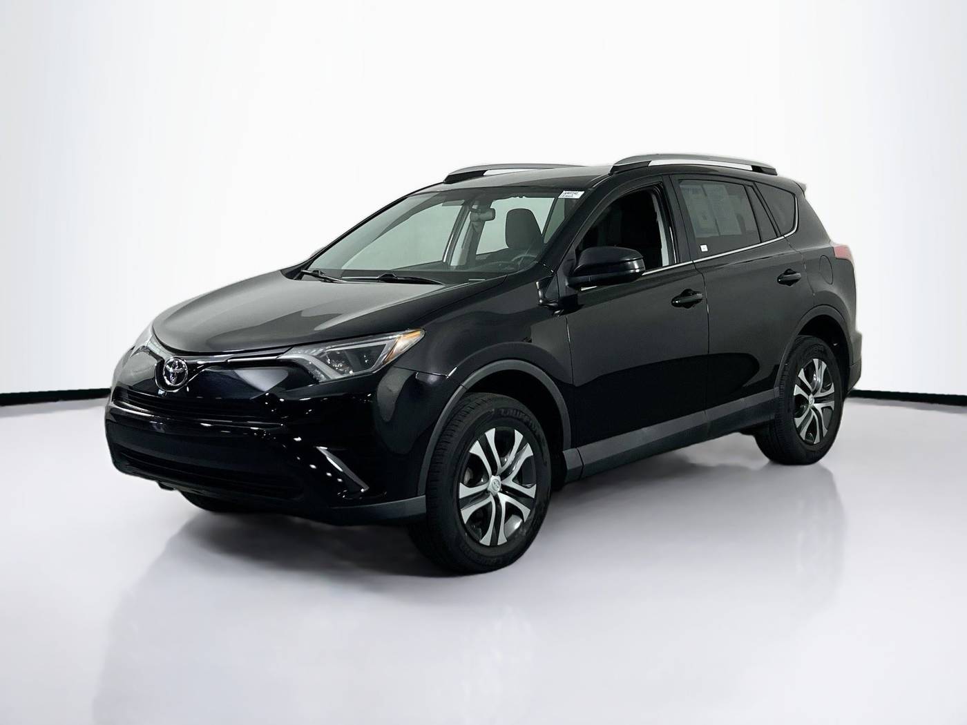 2016 Toyota RAV4 LE — SUV — 31,764 mi — Lawrenceville, NJ
