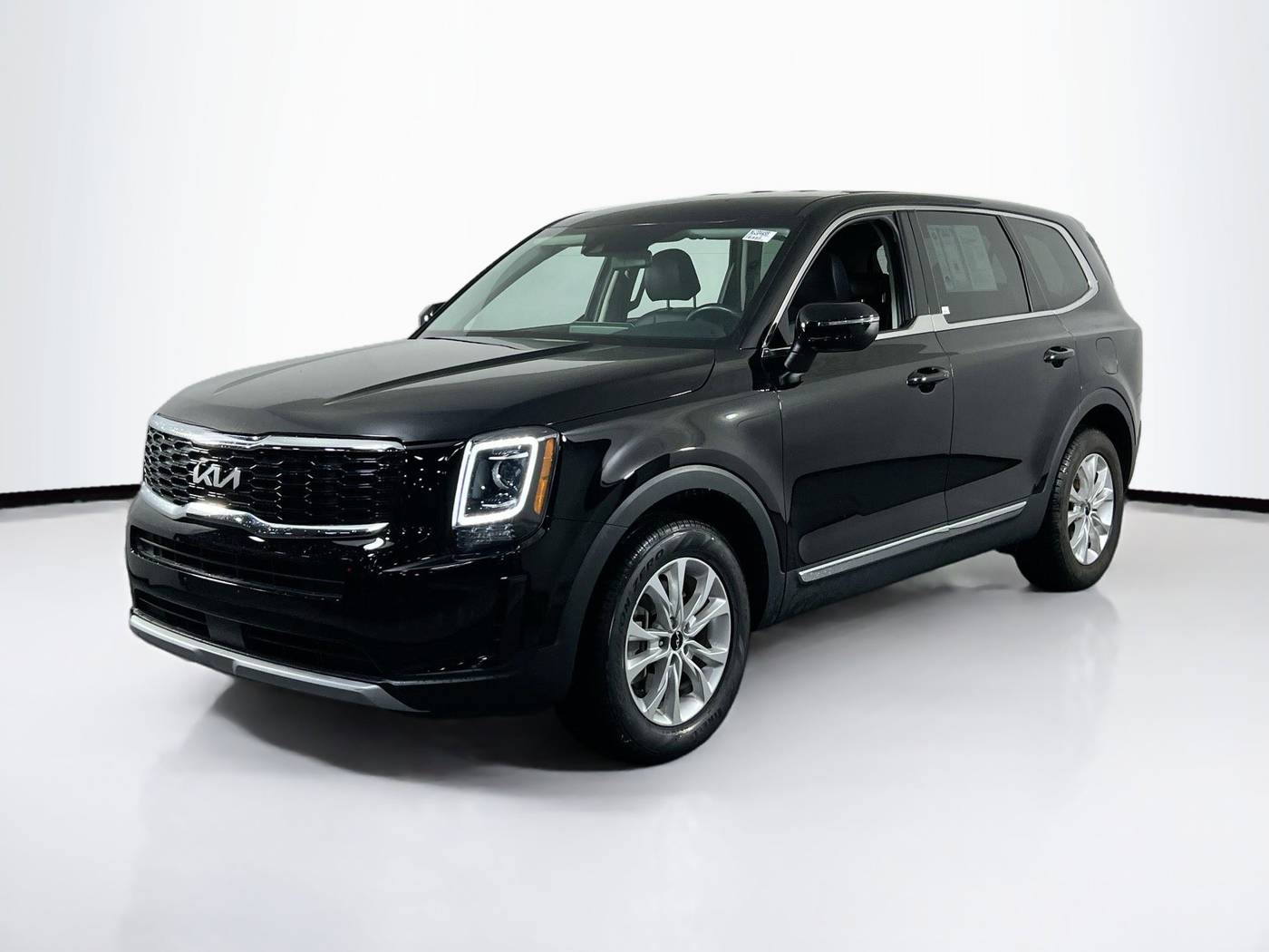 2022 Kia Telluride LX — SUV — 18,686 mi — Lawrenceville, NJ