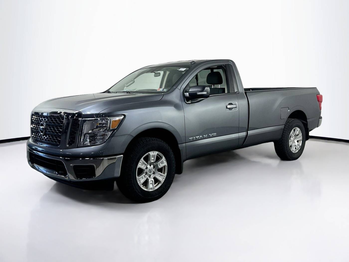 2018 Nissan Titan SV