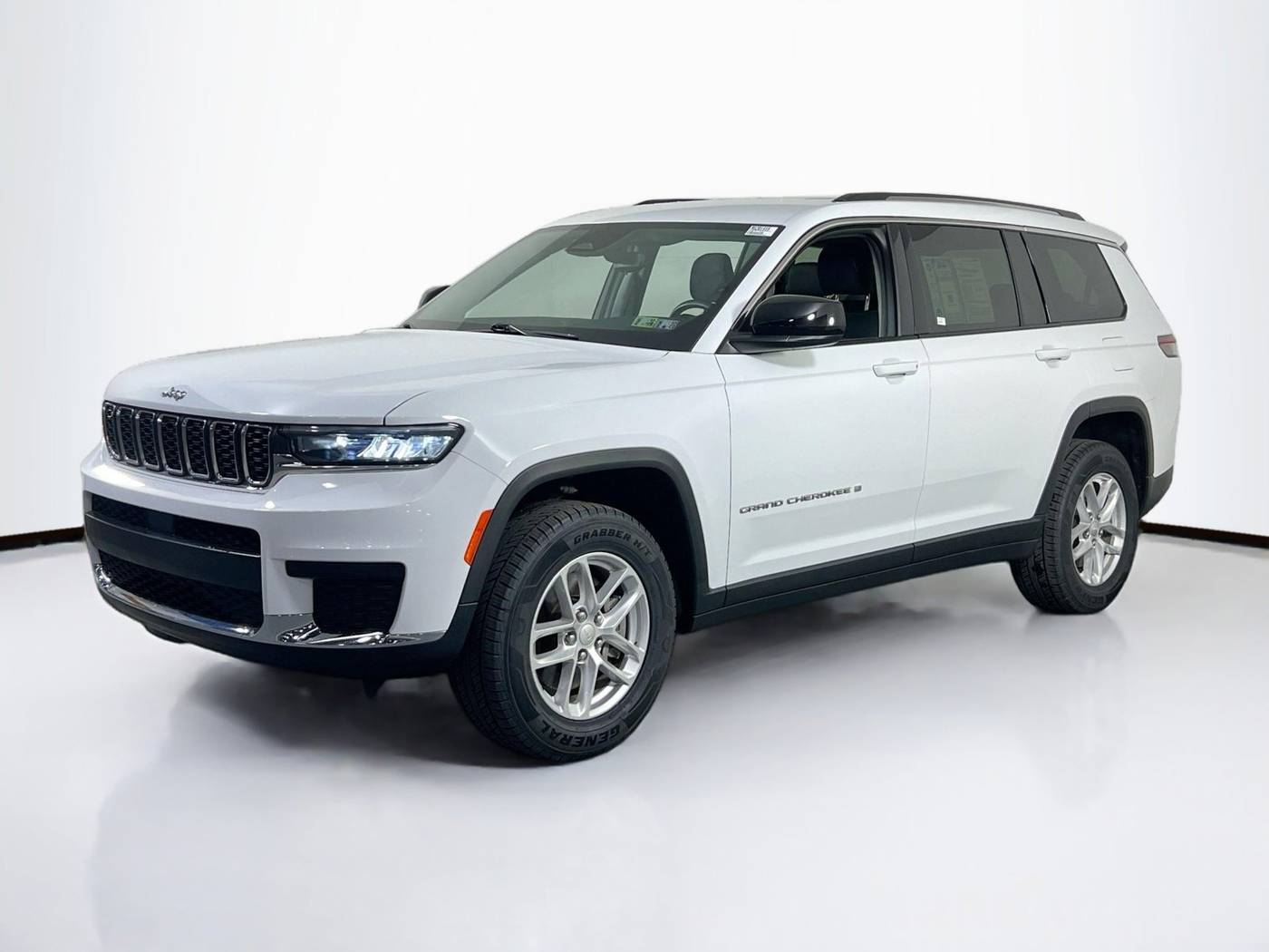 2021 Jeep Grand Cherokee Laredo — SUV — 32,240 mi — Toms River, NJ