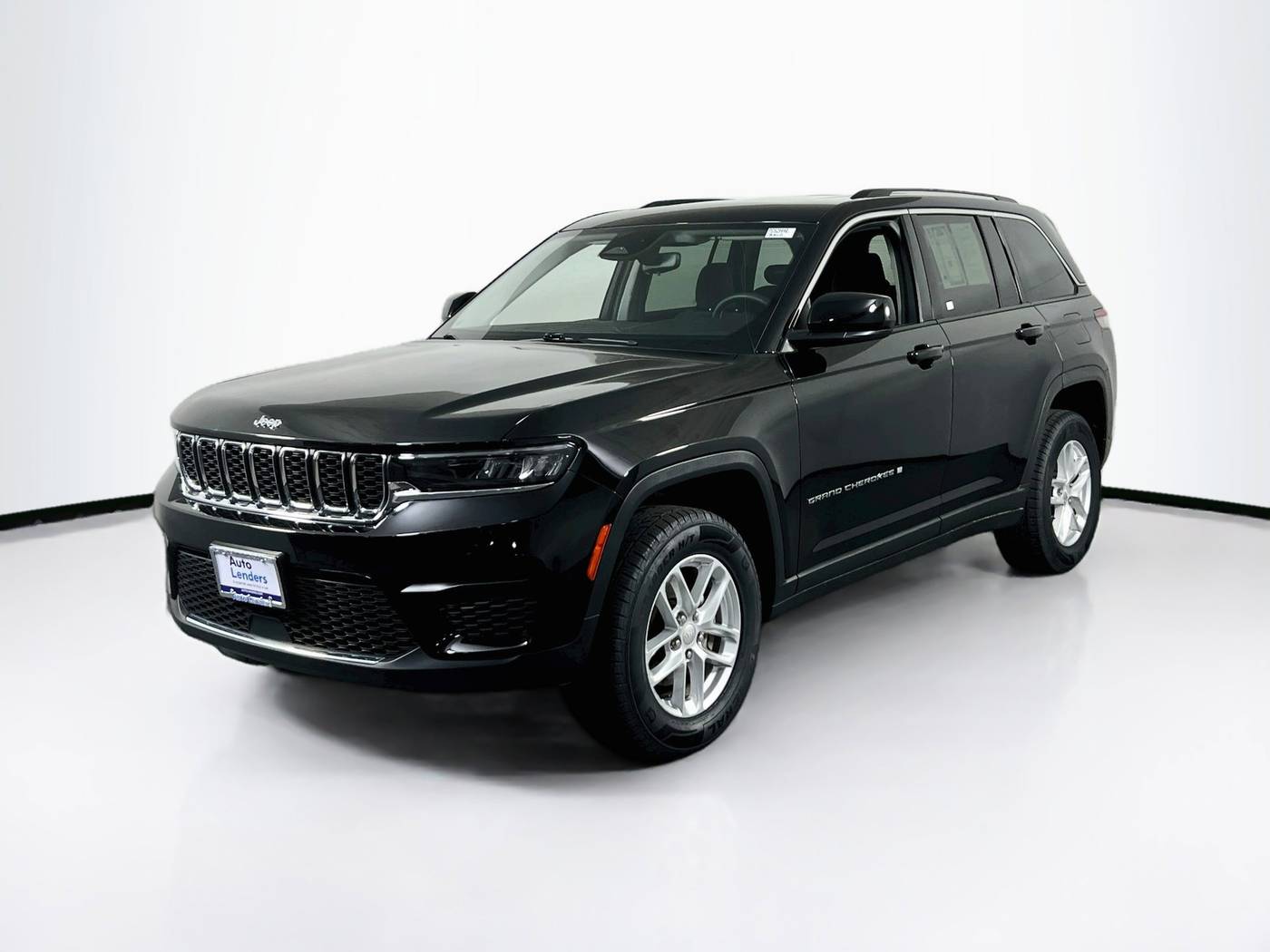 2023 Jeep Grand Cherokee Laredo — SUV — 22,997 mi — Toms River, NJ