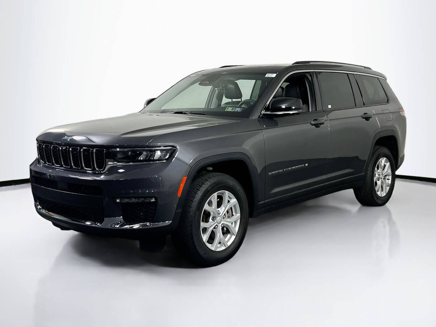 2023 Jeep Grand Cherokee Limited — SUV — 19,412 mi — Toms River, NJ