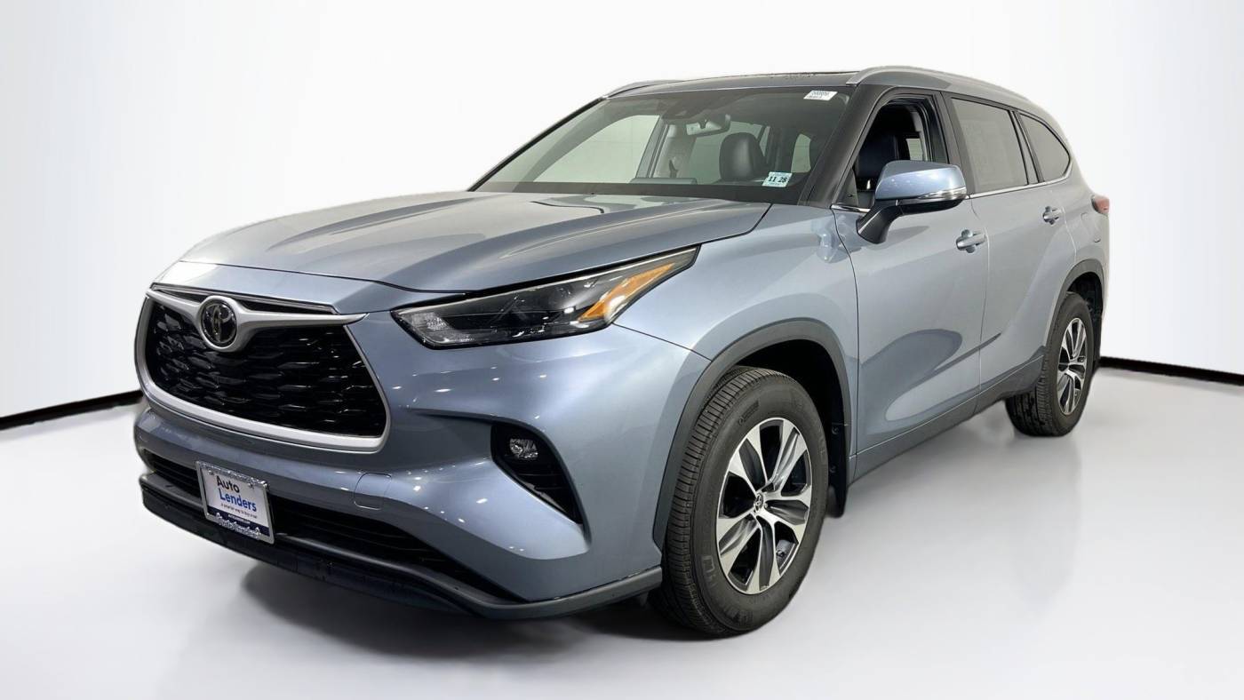 2023 Toyota Highlander XLE — SUV — 17,637 mi — Toms River, NJ
