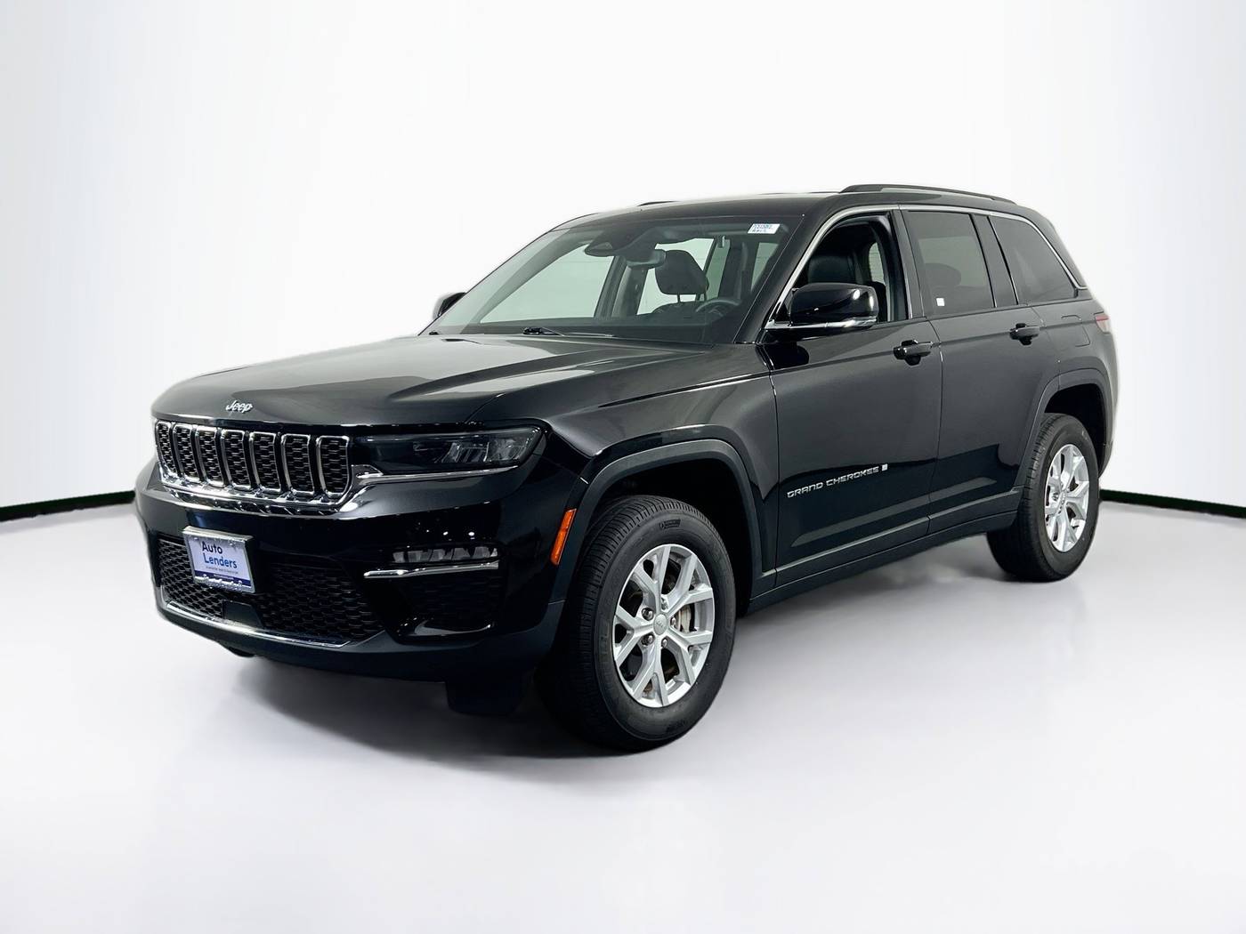2023 Jeep Grand Cherokee Limited — SUV — 9,085 mi — Toms River, NJ