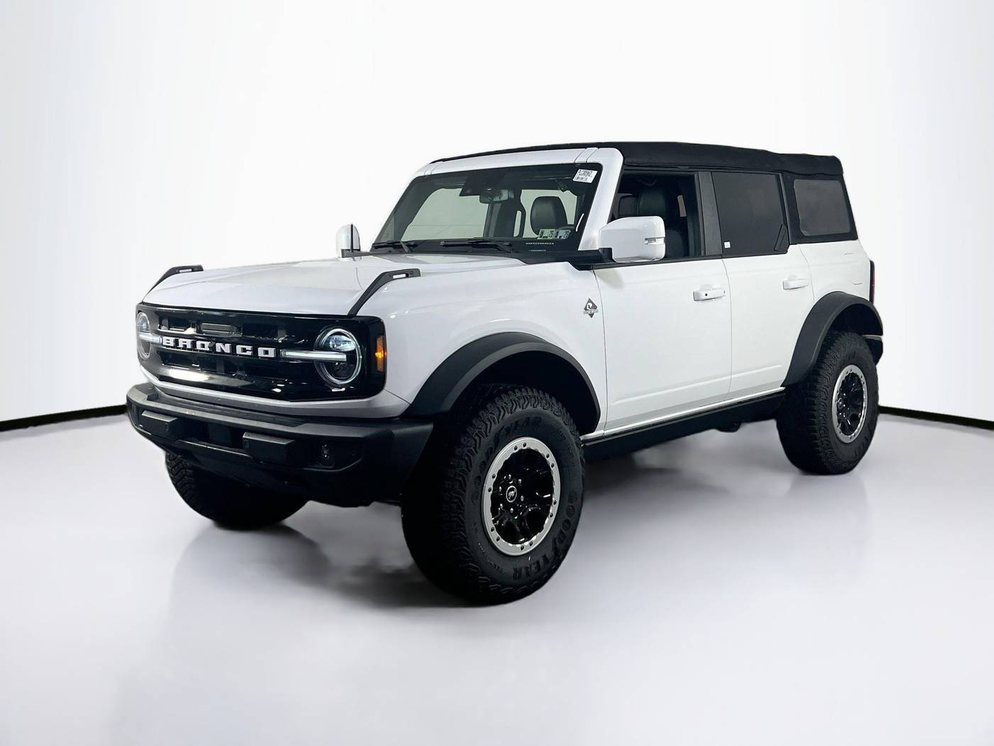 2023 Ford Bronco Outer Banks — SUV — 2,275 mi — Toms River, NJ
