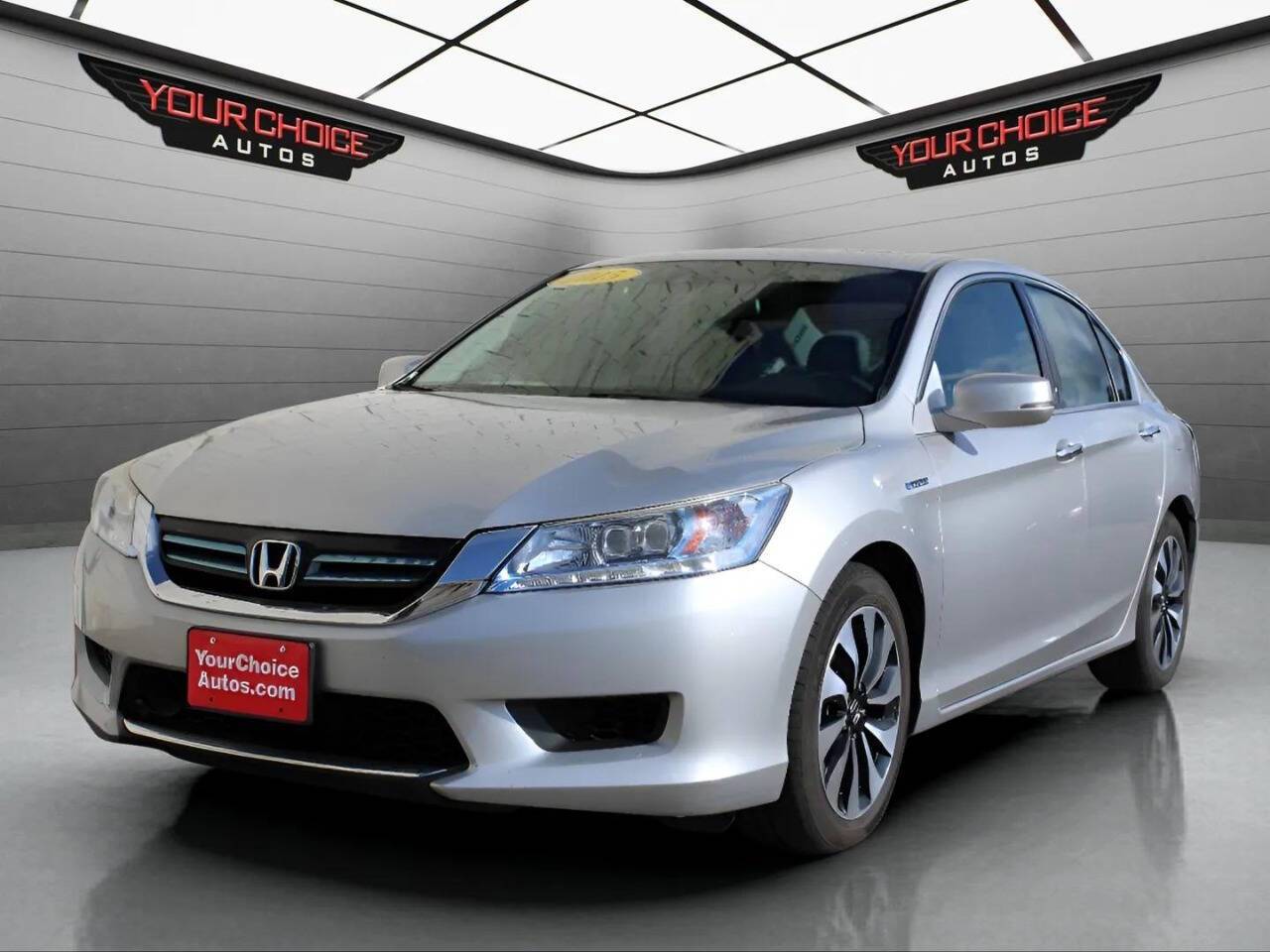 2015 Honda Accord Hybrid Touring — Sedan — 141,251 mi — Elgin, IL