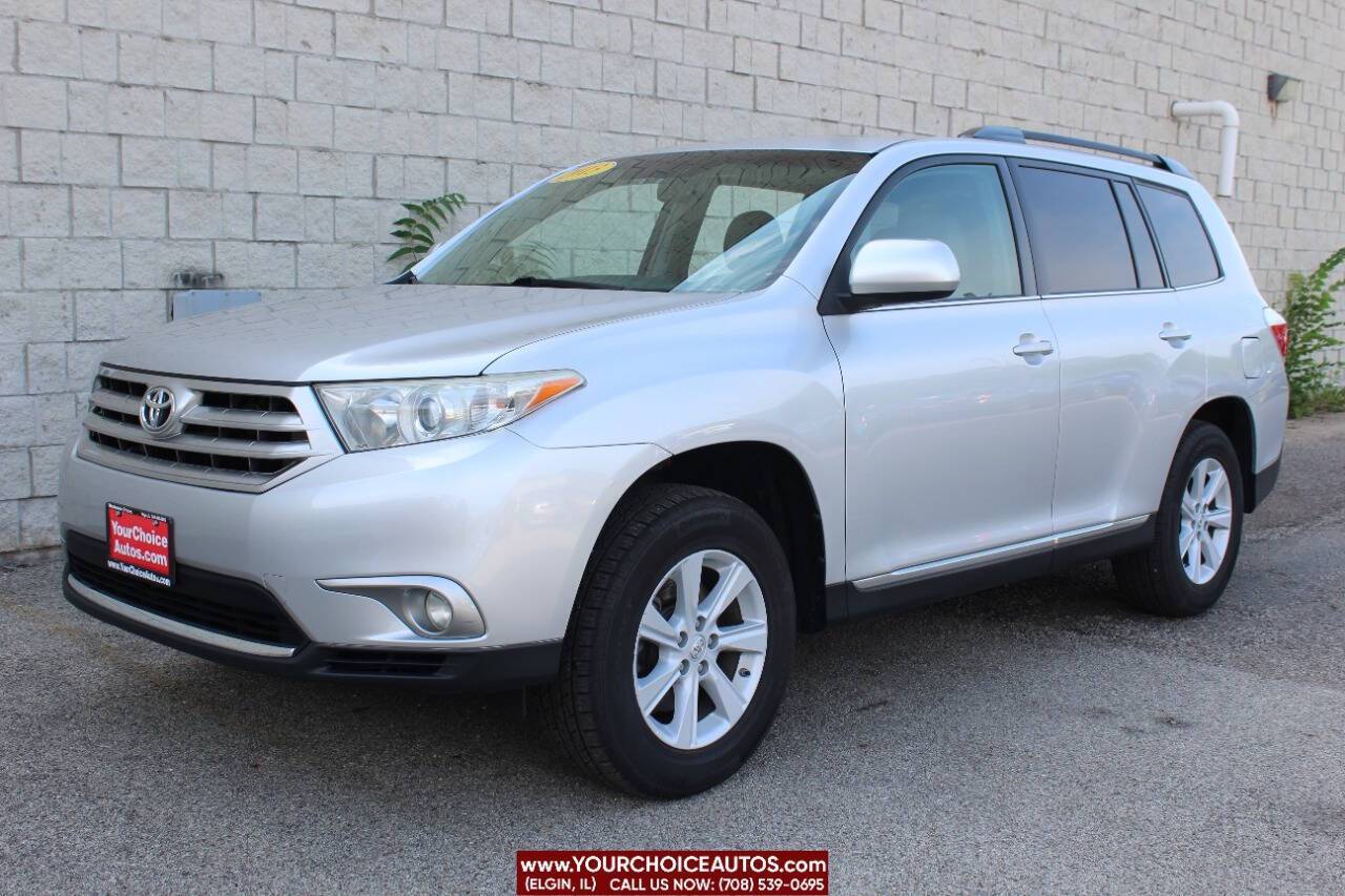 2013 Toyota Highlander Plus V6 — SUV — 148,371 mi — Elgin, IL