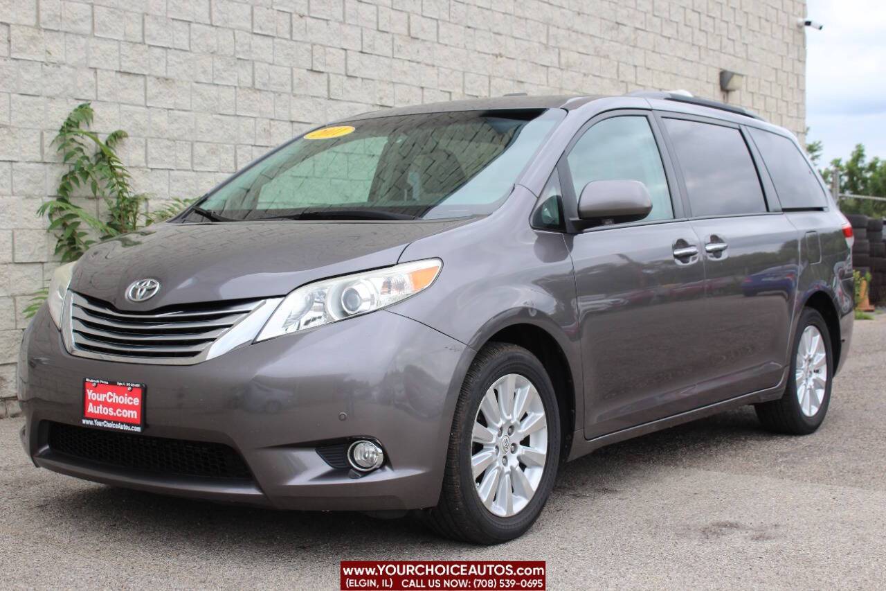 2011 Toyota Sienna Limited — Minivan — 164,642 mi — Elgin, IL