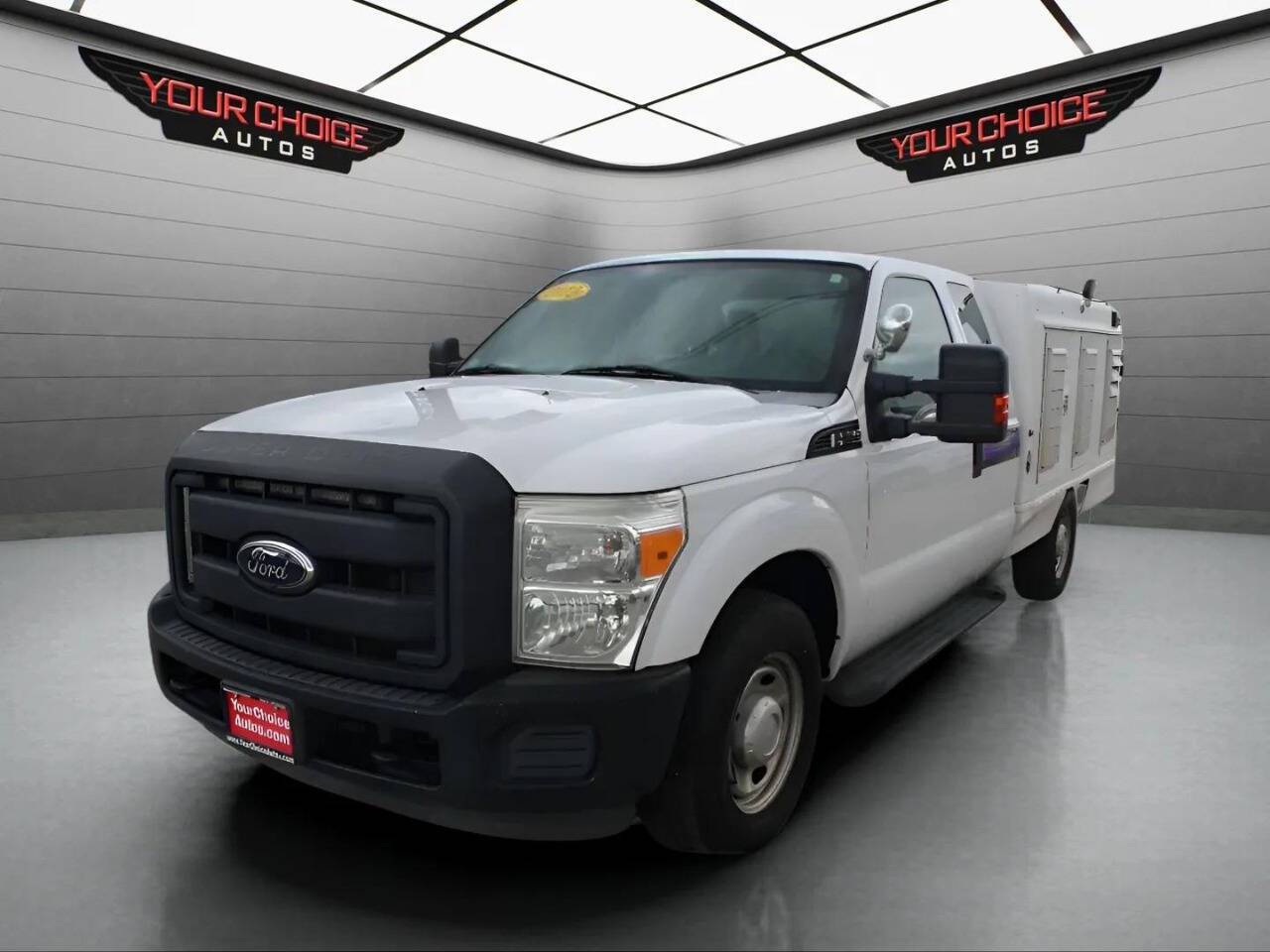 2012 Ford Super Duty F-250 XL — Pickup Truck — 175,862 mi — Elgin, IL