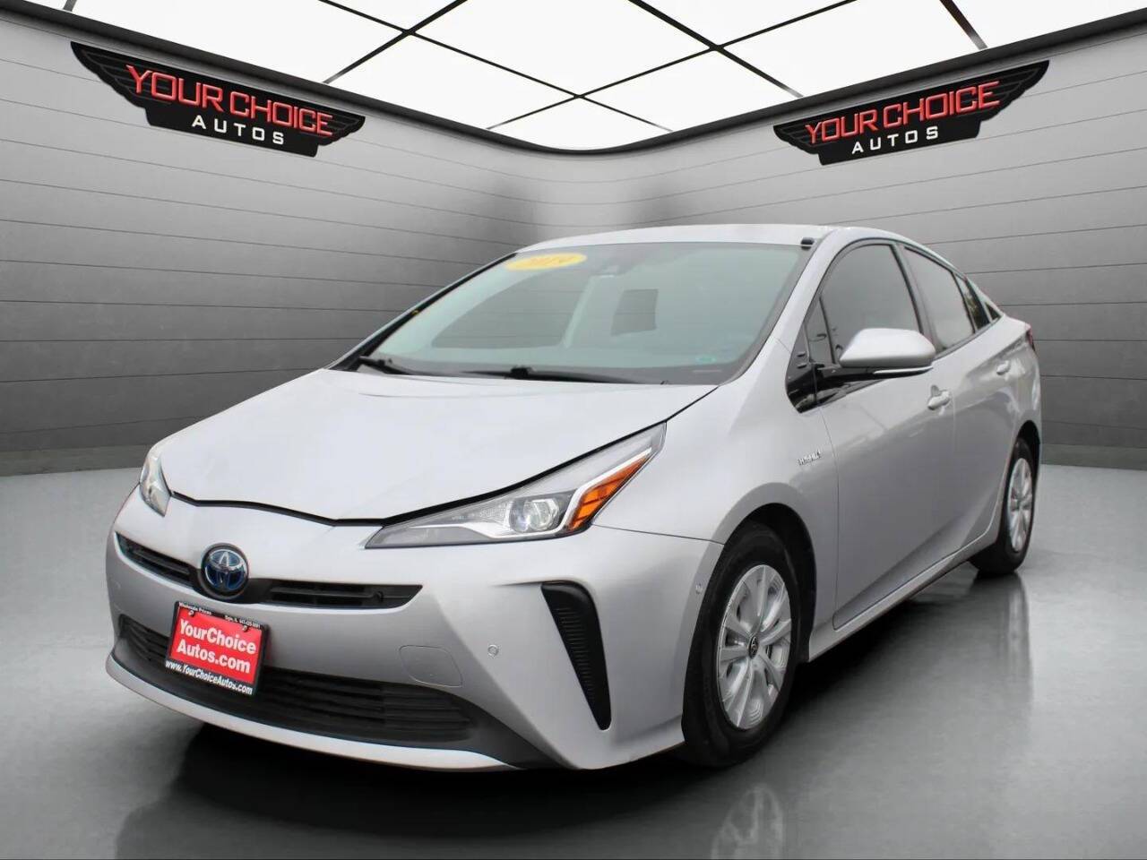 2019 Toyota Prius L Eco — Hatchback — 37,037 mi — Elgin, IL