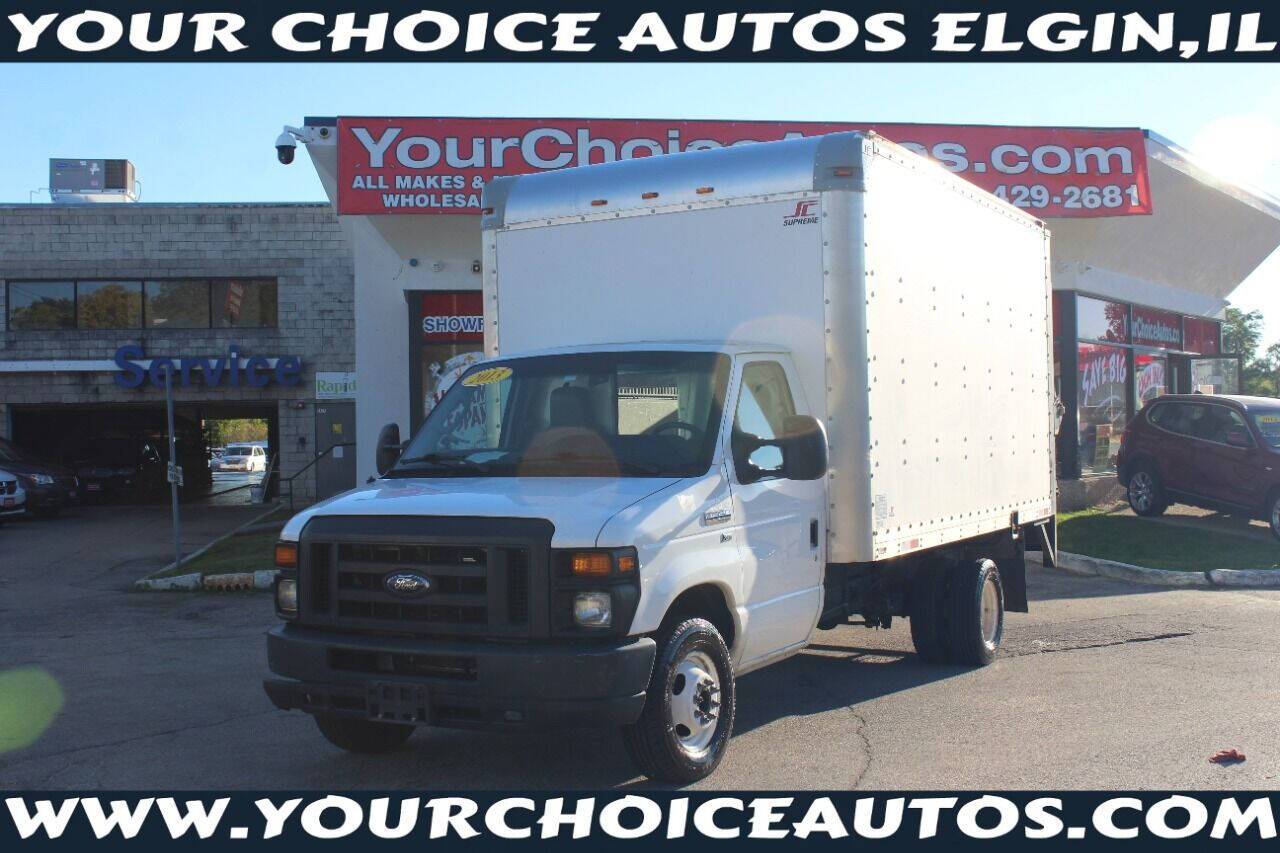 2013 Ford Econoline Commercial Cutaway E-350 — Chassis Cab Truck — 137,481 mi — Elgin, IL