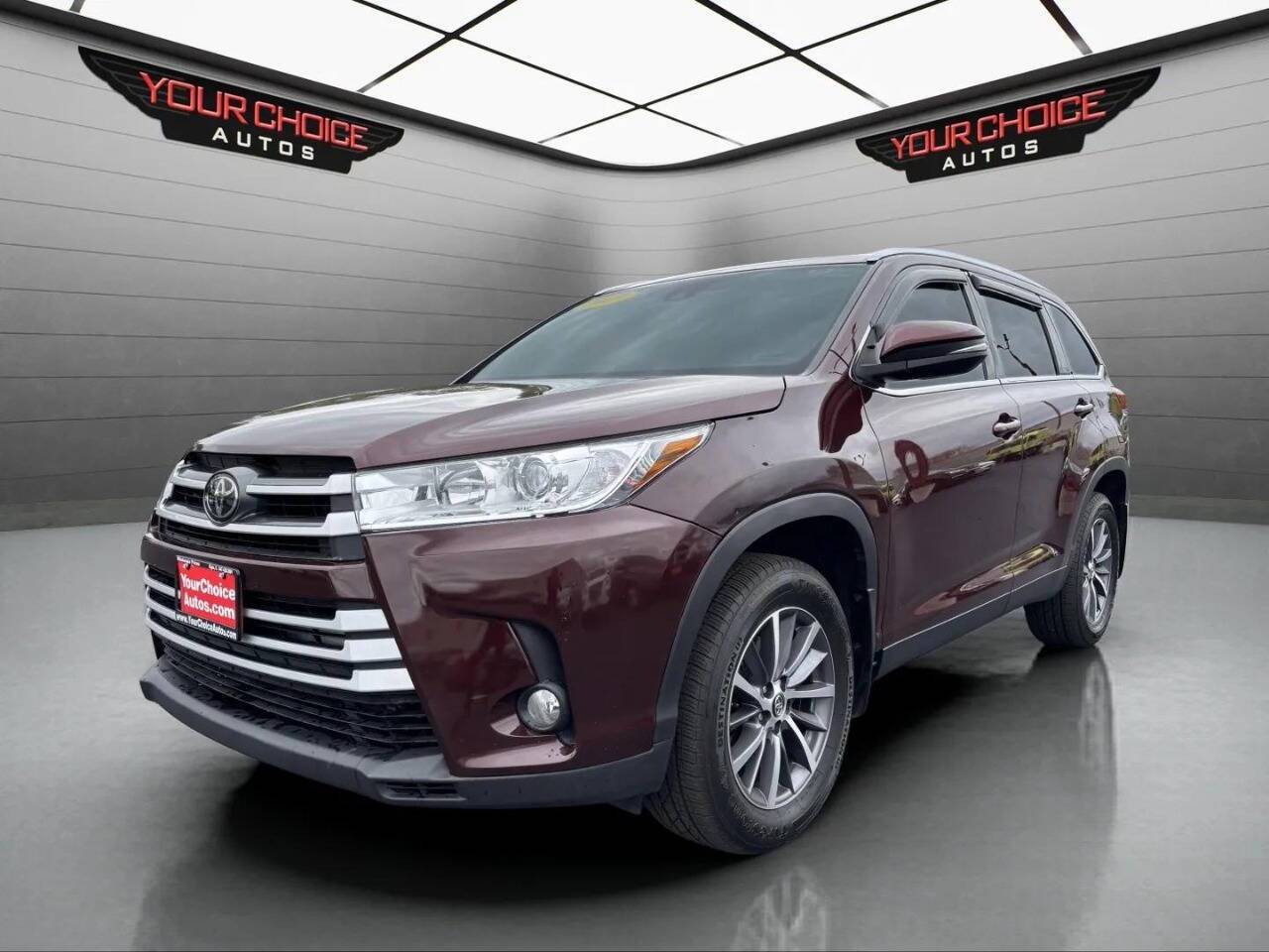 2019 Toyota Highlander XLE — SUV — 114,016 mi — Elgin, IL