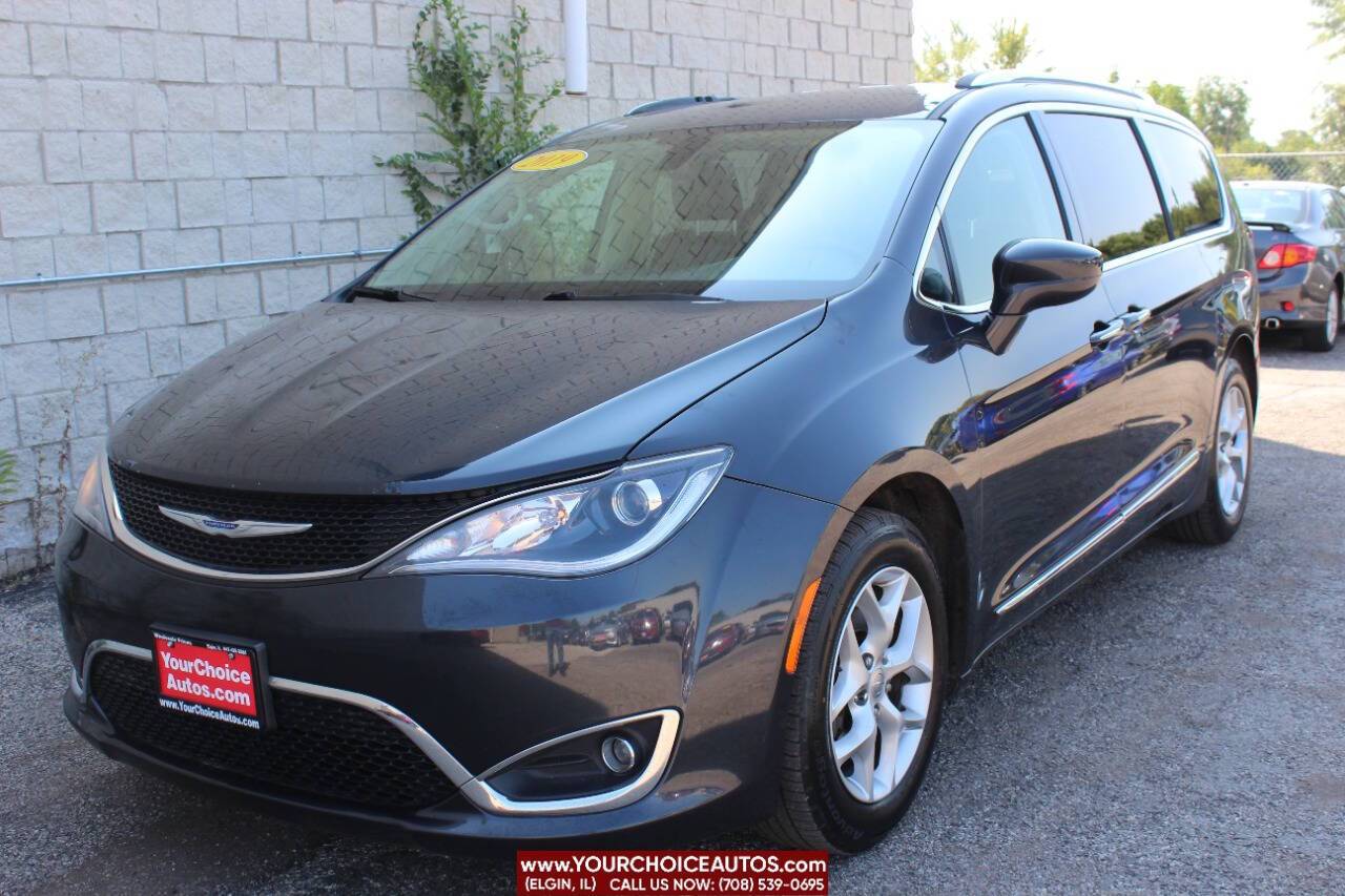 2019 Chrysler Pacifica Touring L Plus — Minivan — 132,130 mi — Elgin, IL
