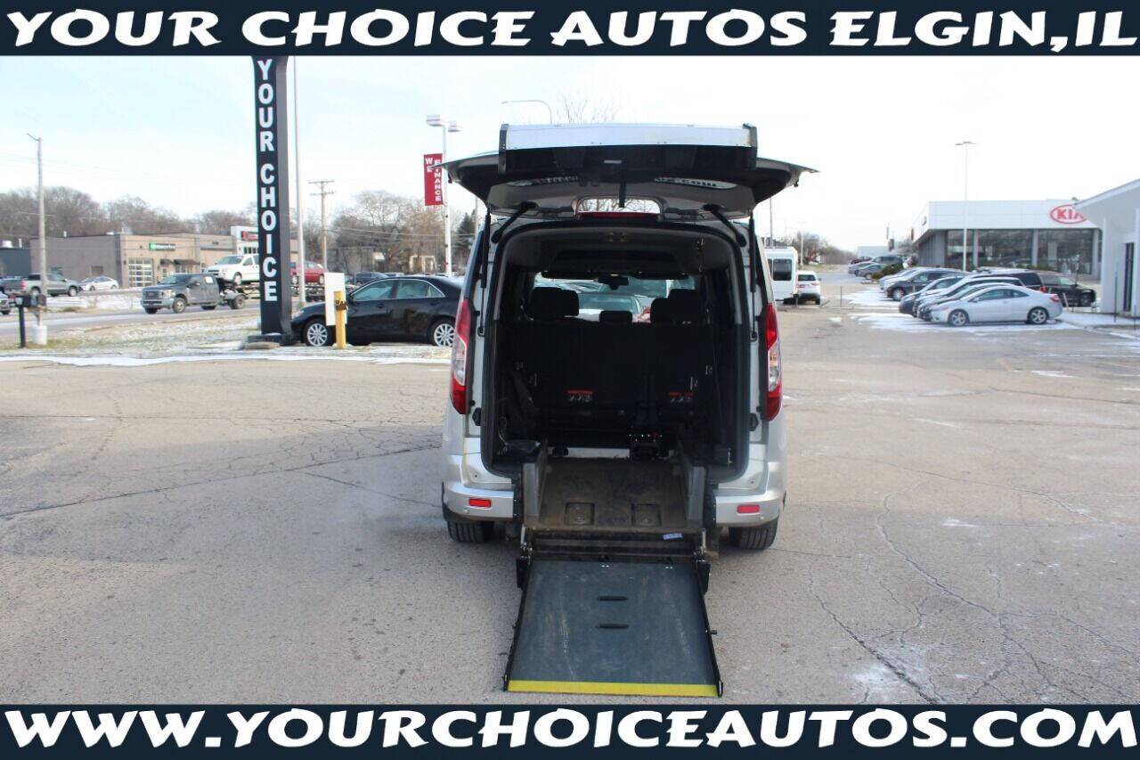 2017 Ford Transit Connect Wagon XLT — Passenger Van — 110,914 mi — Elgin, IL