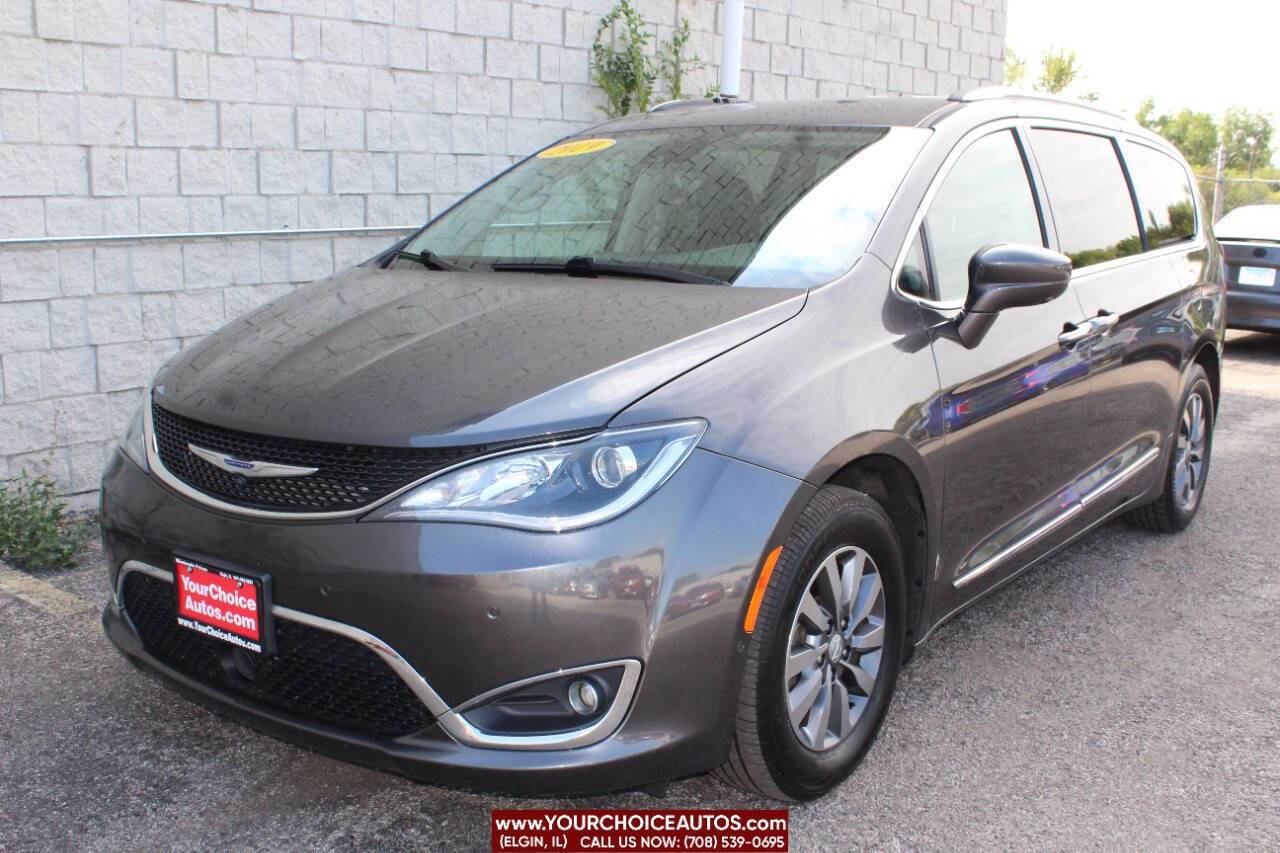 2019 Chrysler Pacifica Touring L Plus — Minivan — 139,526 mi — Elgin, IL