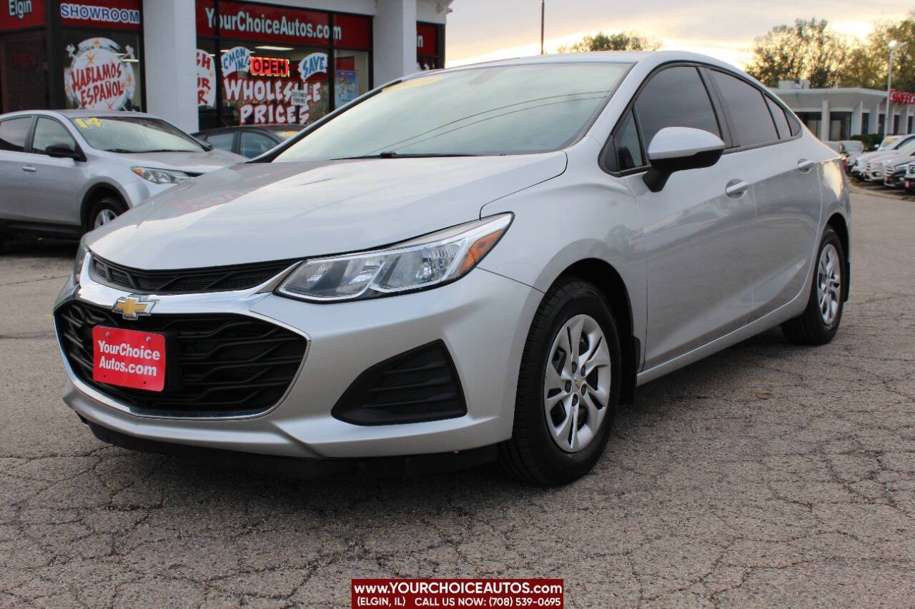 2019 Chevrolet Cruze LS — Sedan — 127,175 mi — Elgin, IL